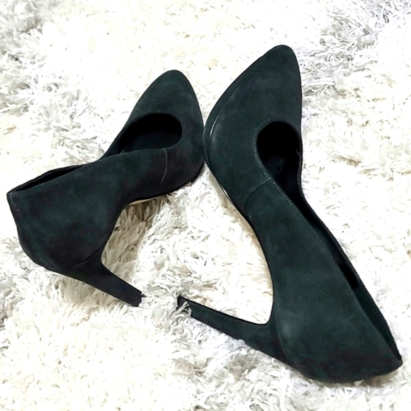 Lord & Taylor 424 Fifth Women's Suede Pumps Shoes Size 6.5 M - Picture 2 of 8